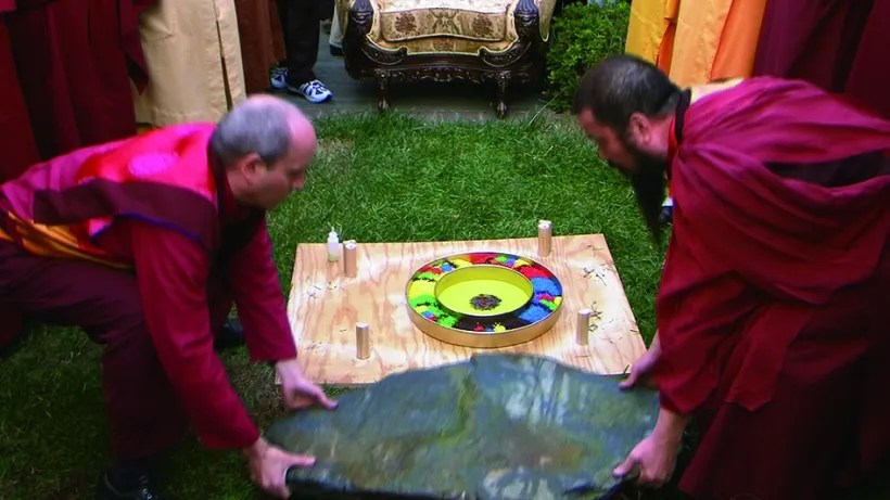 展現神祕的佛法智慧，金巴法王九歲作開示『無常』